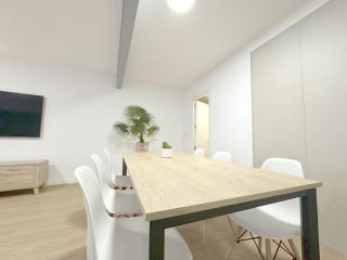 Amplio Apartamento con Parking y en el Centro - Almería - 7