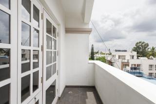 Onyx Apartment 303 by StayJade 3BHK AC Nr MG Road - Bangalore - 5