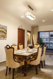 Avalon Apartment 202 Central Bangalore AC - Bangalore - 8