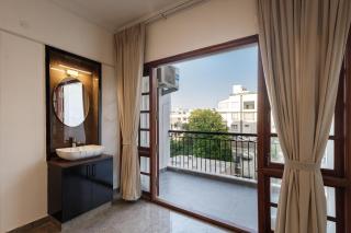 Avalon Apartment 202 Central Bangalore AC - Bangalore - 2