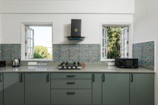 Avalon Apartment 202 Central Bangalore AC - Bangalore - 1