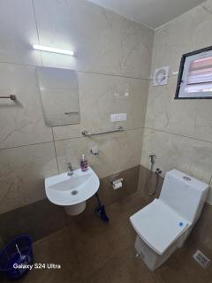 Majestic Peniel Serviced Villa - 6