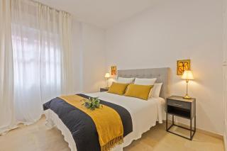 Avanti Sirena - Seville - 4