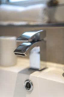 3 BDR Apt By Caledonia Luxe Stays Short Lets & Serviced Accommodation Grangemouth - 7