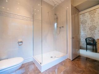 Busby Apartments - Carmunnock - 9