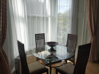 Busby Apartments - Carmunnock - 6