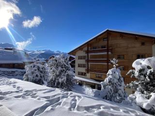 Ambassador 003 - Verbier - 3