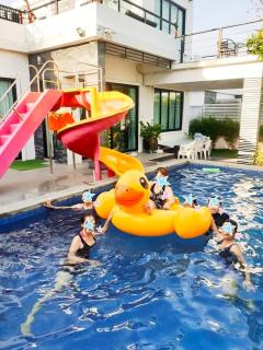 Freeday Huahin Poolvilla 4 Bedroooms - Hua Hin - 2