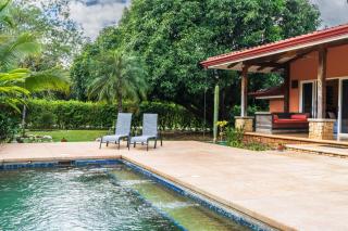 Casa Tropical, Spacious 3 Bedroom Home - 2