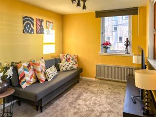 Sunny day new flat with 5 beds - Clydebank - 5