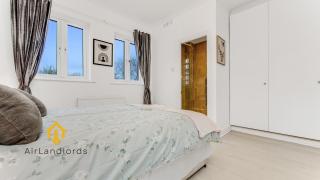 Exclusive 4 Bedroom House in the Heart of Hackney! - London - 7