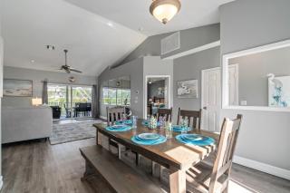 Villa Loriann, Waterfront 4 Bedroom Pool Home with Boat Dock, Sleeps 8 - Bonita Springs - 1
