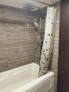 Cozy Suite! Separate Entry, 1 Parking - 3