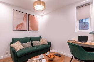 NEW - Designer Flat for 4 pp - Paris - 6