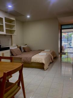 Patong Center Comfort Stay - Patong Beach - 3