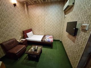 Kings Hotel - Sargodha - 5