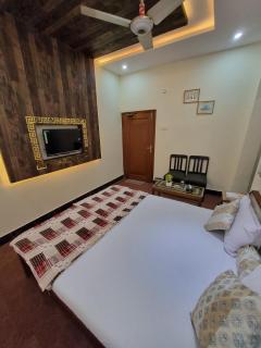 Kings Hotel - Sargodha - 4