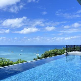 Studio Panoramic vue mer époustouflante et piscine à débordement - 9