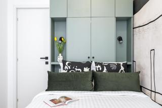 Superb River Views 2BR Flat - Top Location - 2