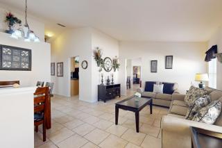 The Lazy Lush Escape - Davenport - 6