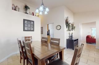 The Lazy Lush Escape - Davenport - 2