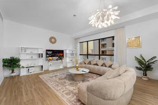 Elegant 2BR with Seaview in JBR l Walk to the Beach - 0