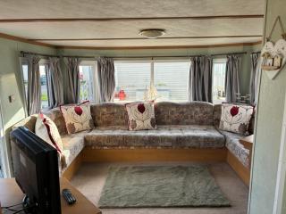 6 Berth Caravan-Ingoldmells-Pet Friendly - Skegness - 8
