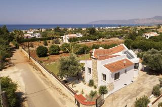 Villa Theo Sapphire by Villa Plus - Lachi - 8