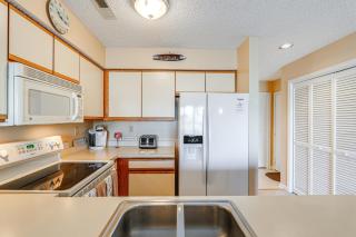 8 Mi to Beach Bayfront Ocean City Condo with Deck - Ocean City - 4