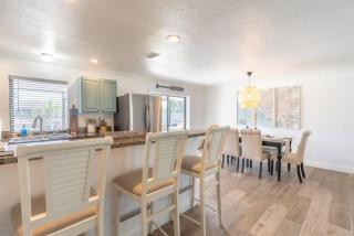 Canal Waterfront Serenity Retreat - Cape Coral - 1
