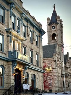 The Port Hotel - Port Washington - 0
