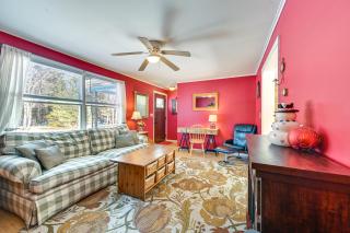 Game Room and Yard Charming North Creek Home! - North Creek - 7