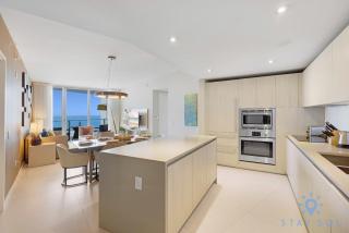 Apartment with Ocean View Balcony - 2