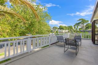 Green Family 5BR Retreat in Wattle Downs w Yard - Auckland - 6