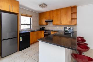 Spacious 1 Bedroom Apartment, Atlantica, Seapoint - Kaapstad - 5