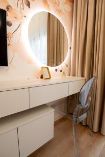Soni Exclusive Apartments Plaza with Private Parking & Self Check-in - Bucarest - 4