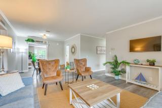 Foosball Games and Al Fresco Dining Pensacola Home! - 5