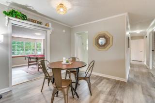 Foosball Games and Al Fresco Dining Pensacola Home! - 3
