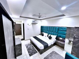 Hotel The Katra Avenue - Katra - 0
