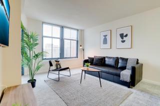 Beautiful 1 Bedroom Apartment at Pentagon City - Arlington - 1