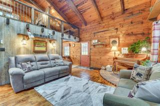 Family-Friendly Tyrone Cabin with Deck Near Hiking - 7