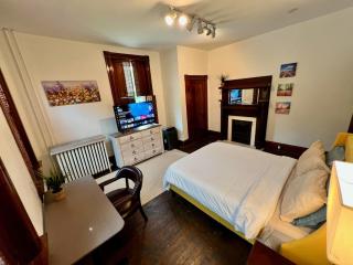 Private Bdrm Suite 3 in Spacious House City Views - Cincinnati - 3