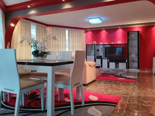 VILA LUXURY - - 6