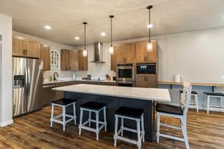 Flathead Lake at Riverside Park Steps to Main St, Boat Rentals & Entertainment - 9