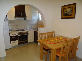 Apartments Zora - Trogir - 1