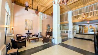 Palm Beach Hotel Short Term Rental - 6