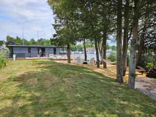Panama Float Home Riverfront Fire Pit - Forked River - 4