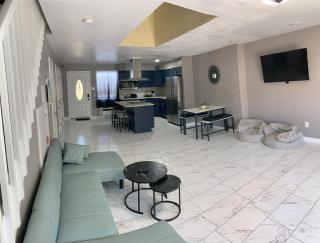 NOLA Townhouse, 30 days minimum rent required - New Orleans - 0