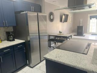 NOLA Townhouse, 30 days minimum rent required - New Orleans - 3