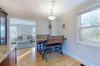 Pond View Getaway - 2